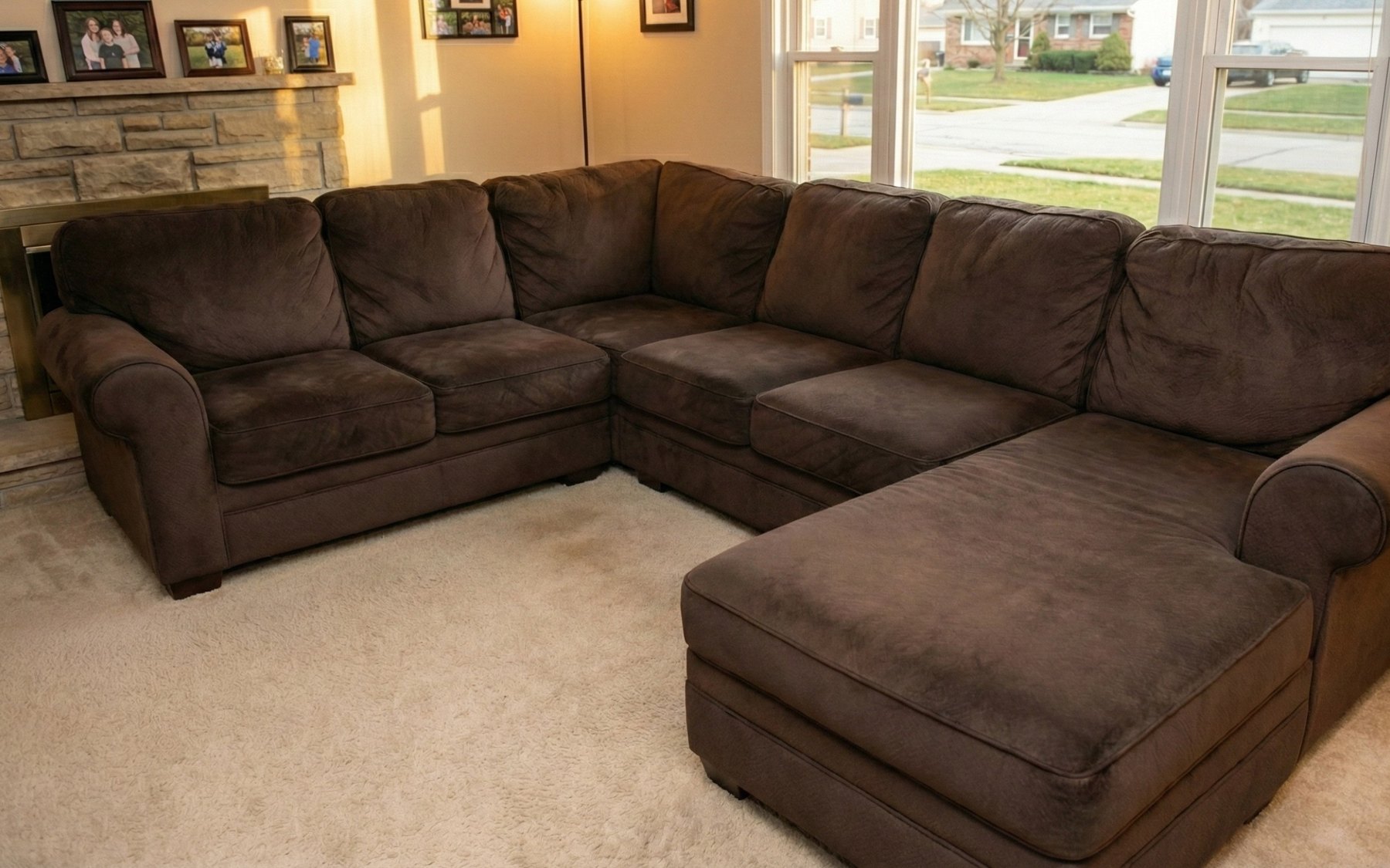 Freshly cleaned home interior in Victoria BC — carpet and upholstery restored by Viwash.
